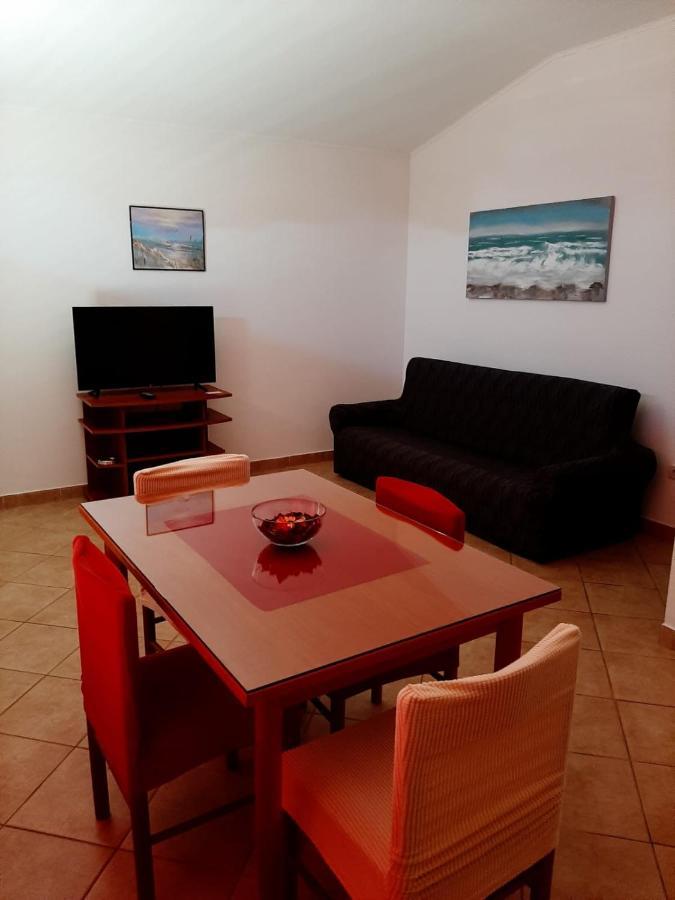 Apartments Cepo Makarska Exterior foto